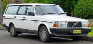 1991-volvo-240-1.jpg