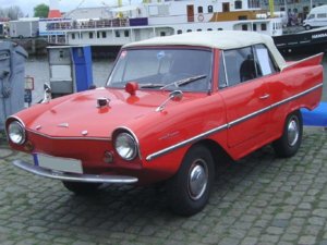 Amphicar_in_red.jpg