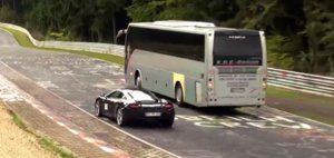 nurburgring_bus_mclaren.jpg