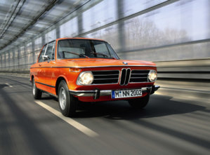S0-Une-BMW-2002-Tii-neuve-52610.jpg
