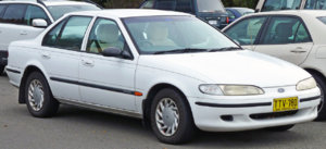 1280px-1994-1995_Ford_EF_Falcon_GLi_sedan_02.jpg