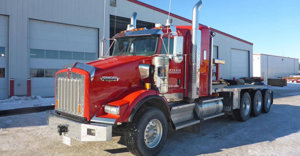 2010-KENWORTH-T800-Tri-Drive-Sleeper-Winch-Tractor_574x299px.jpg