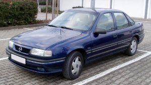 Opel_Vectra_front_20080102.jpg