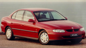 holden-commodore-vt-12.jpg