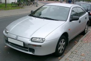 MAZDA-323-F--CB--922_5.jpg