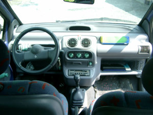 Renault_twingo_3.jpg