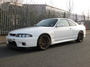 HKSS1R33GTR012.jpg