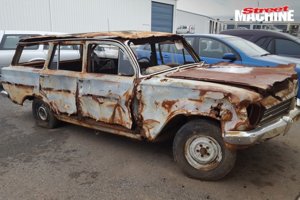 EH-Holden-wagon-rusty-9-nw.jpg