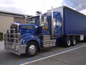 TJS_T904_kenworth.jpg