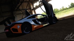 Showroom_mclaren_mp412c_gt3_23-8-2014-22-33-41.jpg