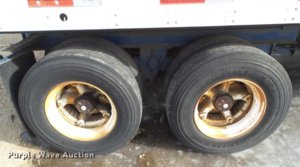 1975FruehaufFB9-F2-45trailerwheels.jpg