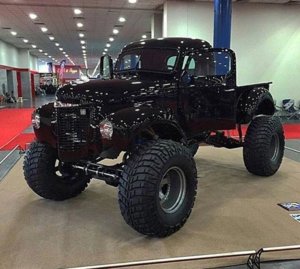 oldliftedwillys.jpg