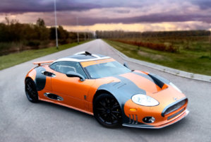 spyker-c8-laviolette-lm85-front-quarter-main.jpg