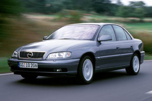 opel-omega-ope_ome_02_4t_1.jpg