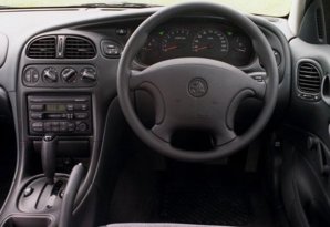 holden_commodore_vt_ser1_05.jpg