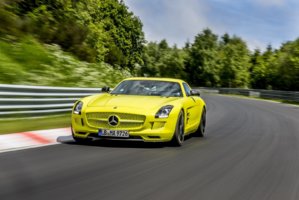 Mercedes-Benz-SLS-AMG-Coupe-Electric-Drive-3.jpg