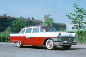 1454930814_gaz-13-chayka-5.jpg