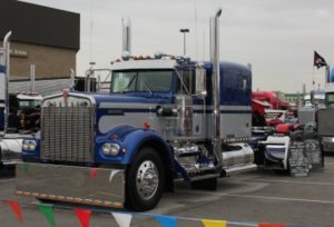 1981-kenworth-w900-large-web.jpg