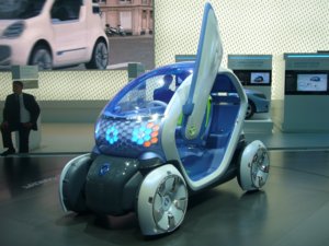 Renault_Twizy_Z.E._Concept_(front_quarter).jpg
