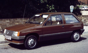 Vauxhall_Nova_1982_Bateman_Street.jpg