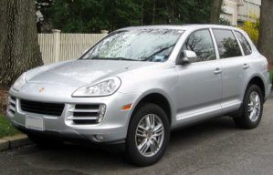 2008-2010_Porsche_Cayenne_S_--_03-21-2012.JPG