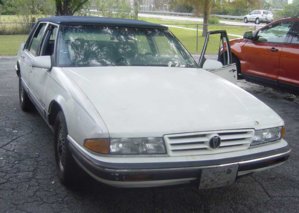 1990_pontiac_bonneville_4_dr_le_sedan-pic-6180212415260031624.jpeg