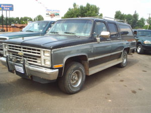 1988-Chevy-Suburban.JPG