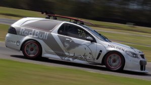 red-bull-triple-8-holden-sandman-v8-supercar-(10).jpg