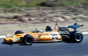 1024px-1971_Peter_Gethin,_McLaren.jpg