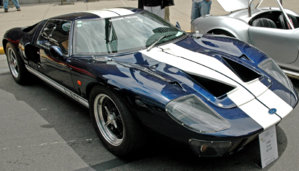 1965_Ford_GT40.jpg