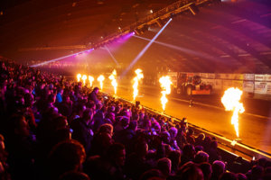 Indoor-Tractorpulling-2017-sfeer.jpg