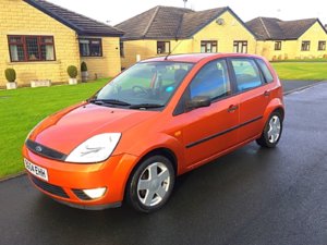 2004-FORD-FIESTA-14-ZETEC-5-DOOR-ORANGE.jpg