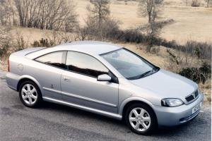 vauxhall_astra_coupe_2000-_2005__3009.jpg