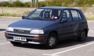 Daihatsu_Charade_GXI_1992_-_Flickr_-_mick_-_Lumix.jpg