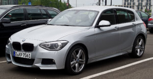 BMW_118d_M-Sportpaket_F20__Frontansicht_21_April_2014_Dsseldorf.jpg