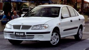 nissan_pulsar_lx_st_2000.jpg