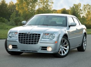 2005-chrysler-300c-srt8-1.jpg