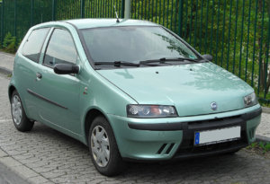 1280px-Fiat_Punto_II_front_20100509.jpg