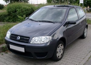 1280px-Fiat_Punto_front_20080714.jpg