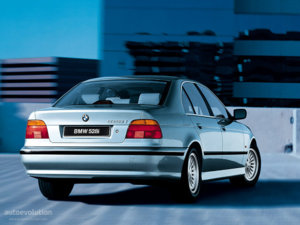 BMW5Series-1125_12.jpg