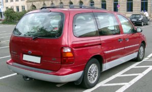 Ford_Windstar_rear_20080714.jpg