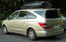 220px-SsangYong_Rodius_270_Xdi_rear_20100719.jpg