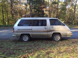 1986-toyota-van-wagon-5.jpg