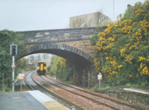 Bridge_over_railway,_Burntisland_-_geograph.org.uk_-_223478.jpg