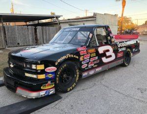 Street-legal-NASCAR-race-car.jpg
