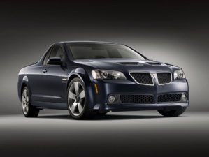 pontiac-g8-sport-truck-4.jpg