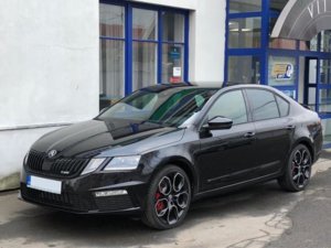 skoda-octavia-rs-245-2-0tsi-180kw-automat.jpg