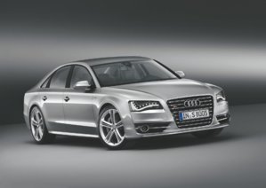 Audi-S8-Luxury-Sedan-2012-06.jpg