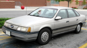 1st_Ford_Taurus_--_08-28-2009.jpg