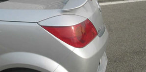 opel_tigra_tt_heckleuchtenabdeckung_rc17023.jpg